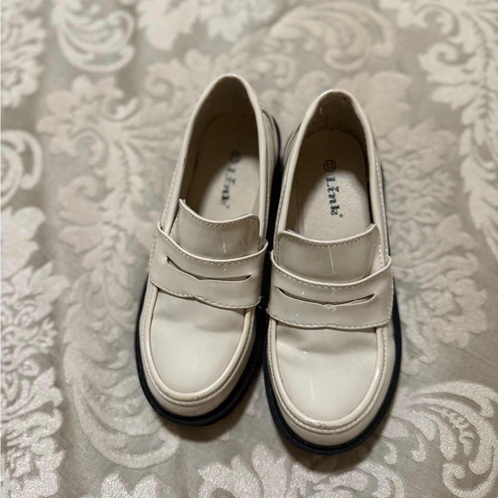 Link Kids Dress Shoes in White and Black